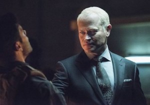 arrow 4x01 damien darhk pouvoirs