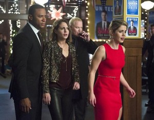 Arrow 4x09 team