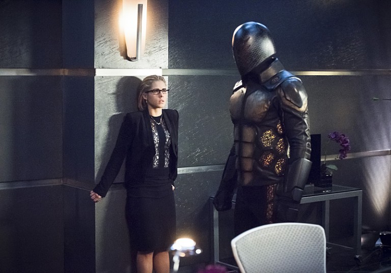 arrow 4x17 felicity + exoskeleton