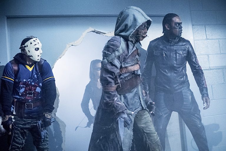 arrow-5x04-ragman-curtis-wild-dog